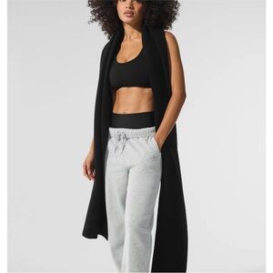Alo Yoga Merino Wool Oversized Scarf (NWT) black